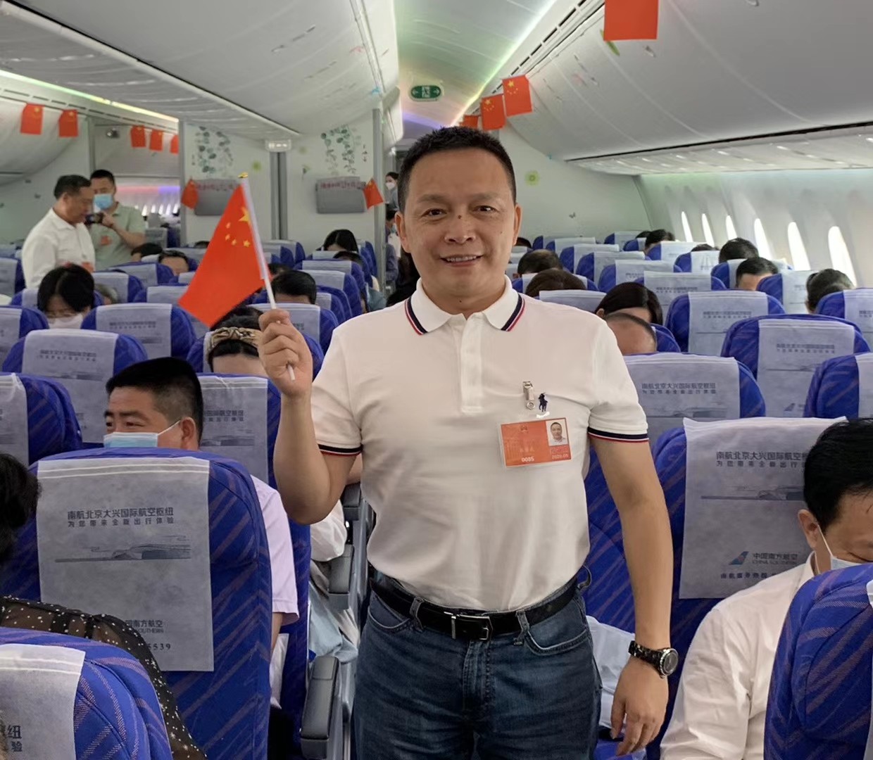 【2020两会】全国人大代表、918博天堂董事长张学武赴京履职